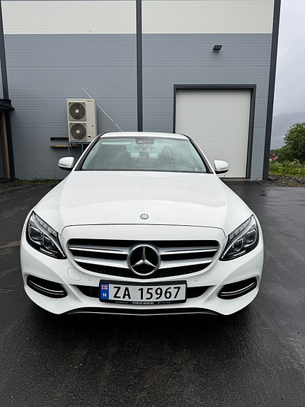 Mercedes-Benz C250 d 2 of 29