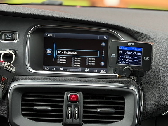 Volvo V40 20 of 21