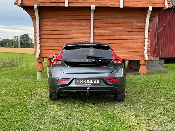 Volvo V40 7 of 21