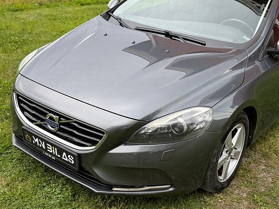 Volvo V40 5 of 21