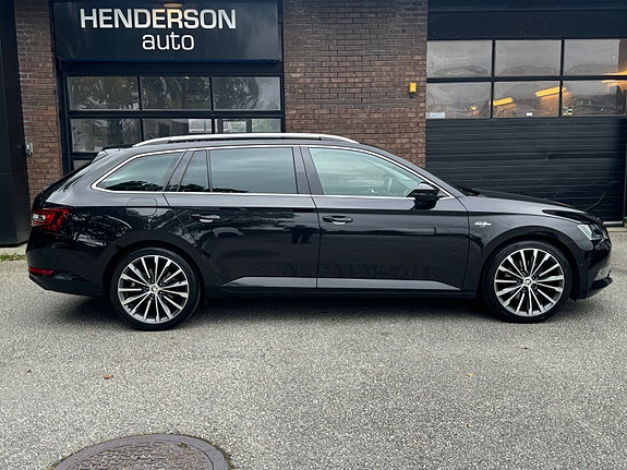 Skoda Superb 8 of 30