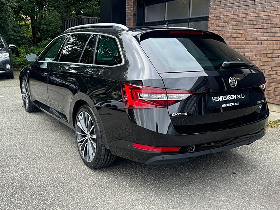 Skoda Superb 6 of 30