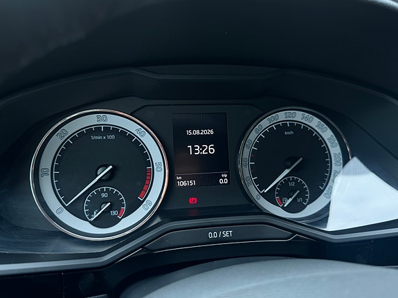 Skoda Superb 18 of 30