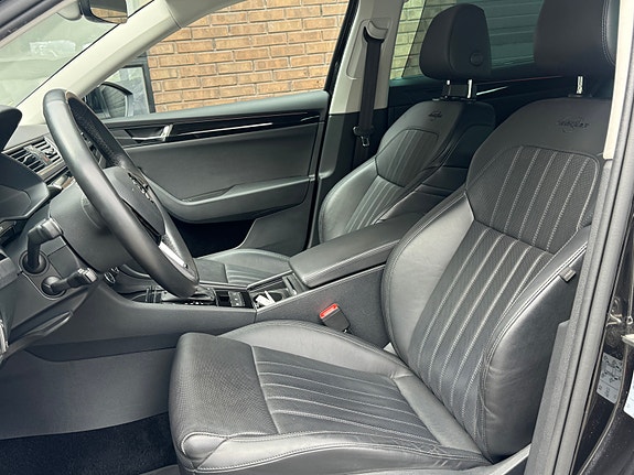 Skoda Superb 13 of 30