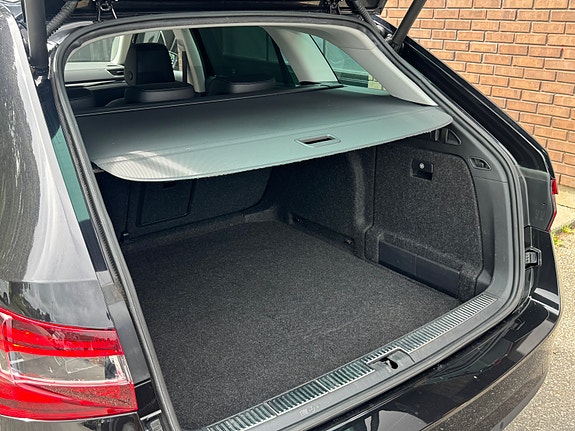 Skoda Superb 30 of 30