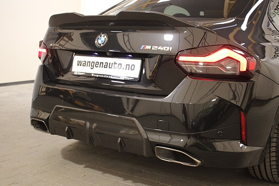 BMW M240i 13 of 30