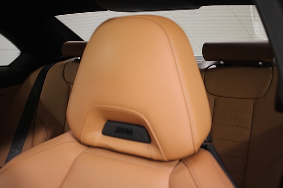 BMW M240i 29 of 30