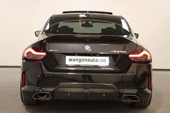 BMW M240i 6 of 30