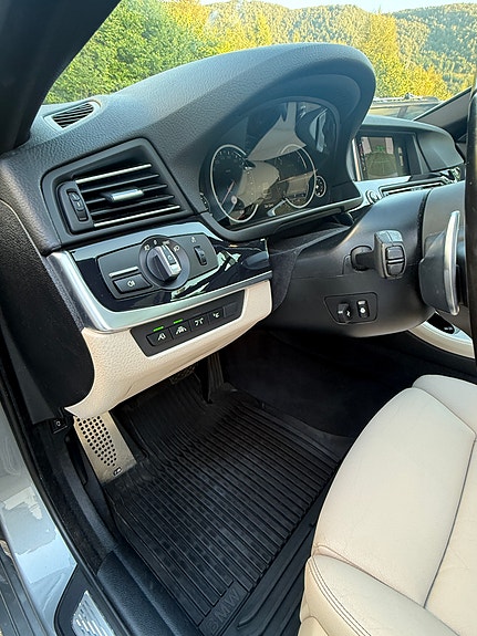BMW 520d 26 of 30