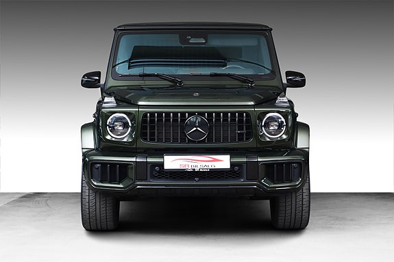 Mercedes-Benz G63 2 of 30