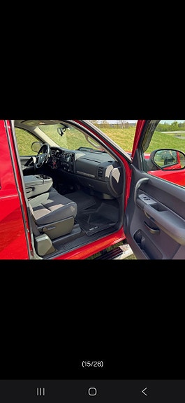 Chevrolet Silverado 2500 4 of 8
