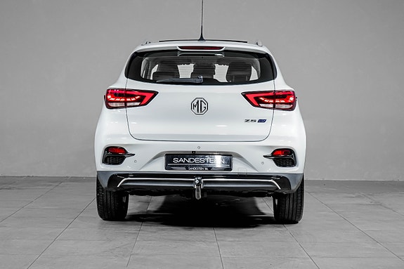 MG ZS EV 6 of 23