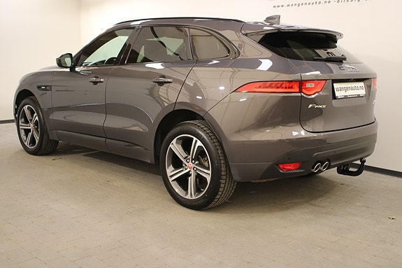 Jaguar F-PACE 5 of 30
