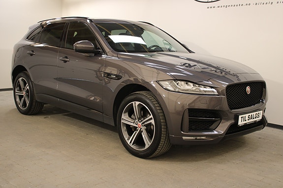 Jaguar F-PACE 9 of 30