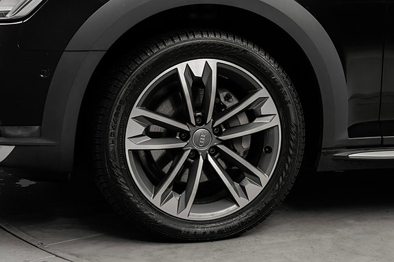 Audi A4 allroad 11 of 30