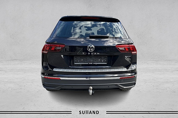Volkswagen Tiguan 4 of 19