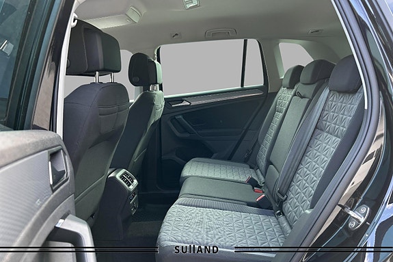 Volkswagen Tiguan 17 of 19