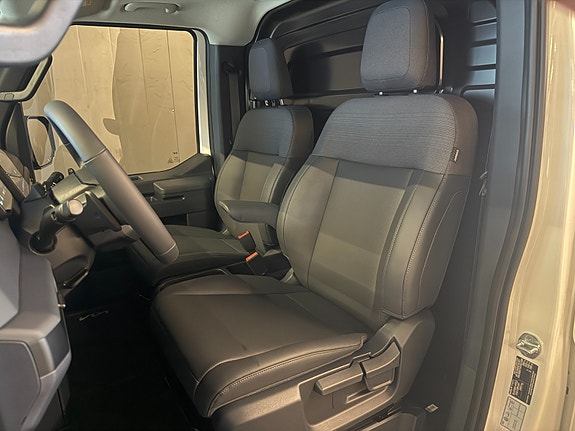 Kia PV5 8 of 24