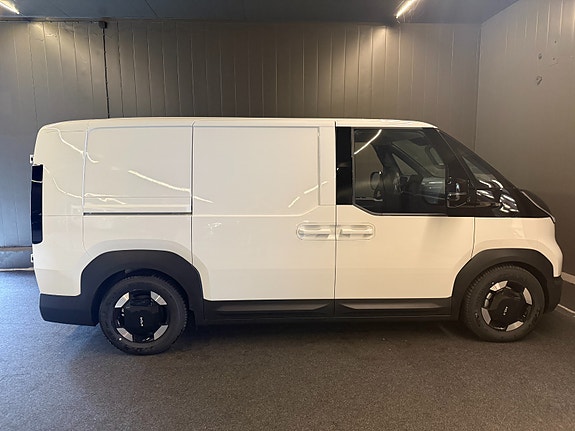 Kia PV5 7 of 24