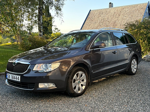 Skoda Superb 18 of 30