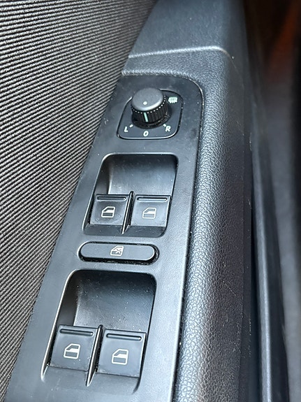 Skoda Superb 16 of 30