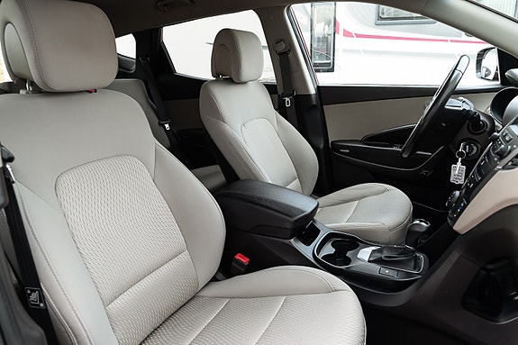 Hyundai Santa Fe 14 of 20