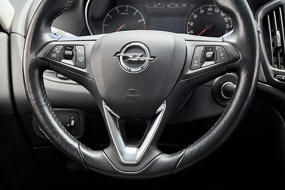 Opel Zafira Tourer 28 of 30