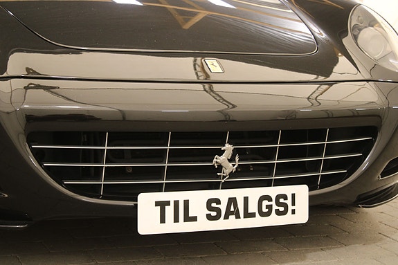 Ferrari 612 8 of 30