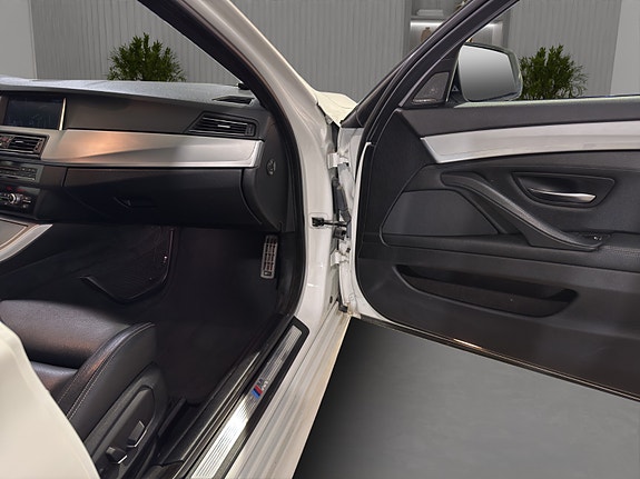 BMW 520d 17 of 30