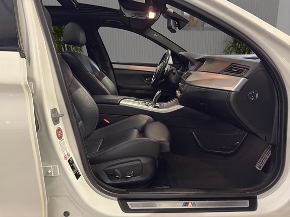BMW 520d 15 of 30