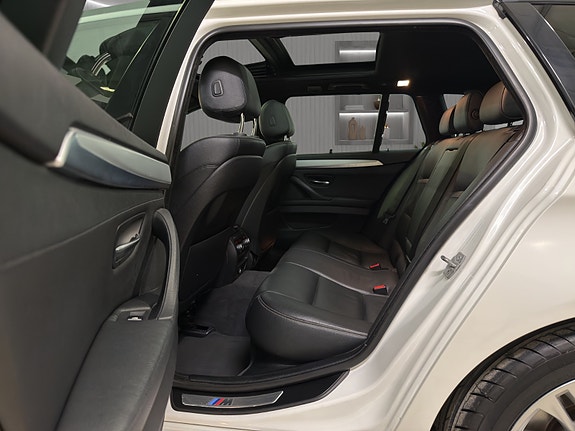 BMW 520d 29 of 30