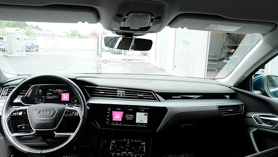 Audi e-tron 19 of 30
