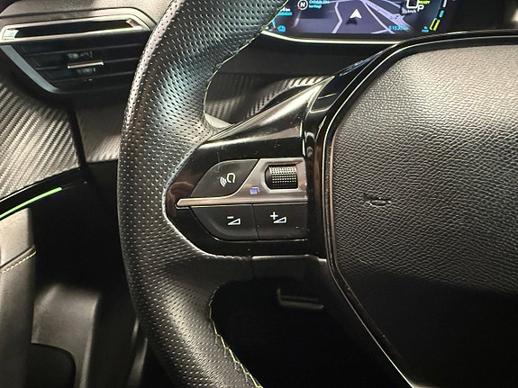 Peugeot e-2008 30 of 30