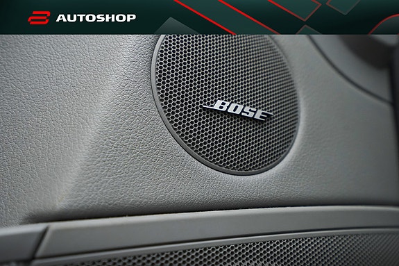 Porsche Cayenne 17 of 24