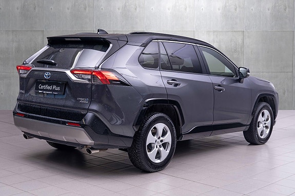 Toyota RAV4 5 of 20