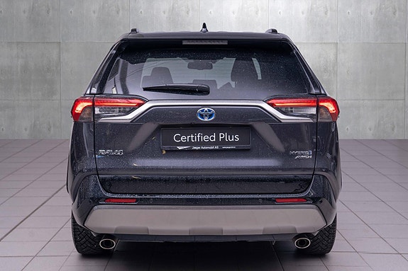 Toyota RAV4 4 of 20