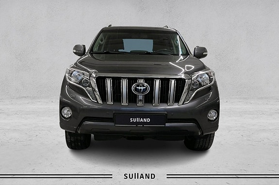 Toyota Land Cruiser 8 of 19
