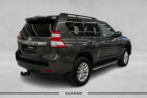 Toyota Land Cruiser 5 of 19
