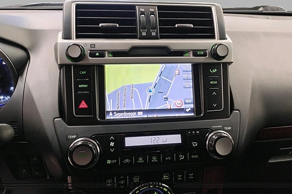 Toyota Land Cruiser 14 of 19