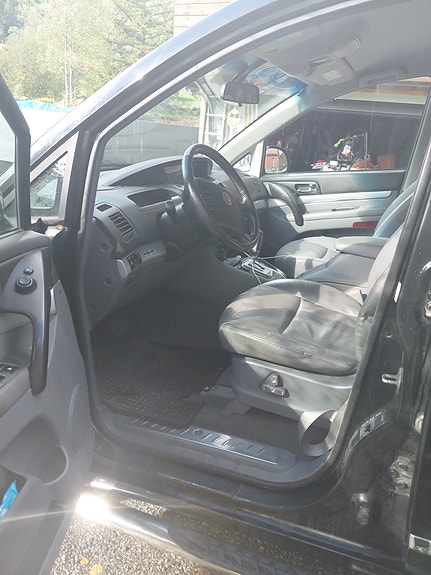 SsangYong Rodius 6 of 22