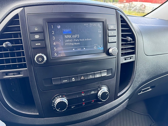 Mercedes-Benz Vito 16 of 22