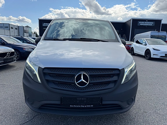 Mercedes-Benz Vito 8 of 22