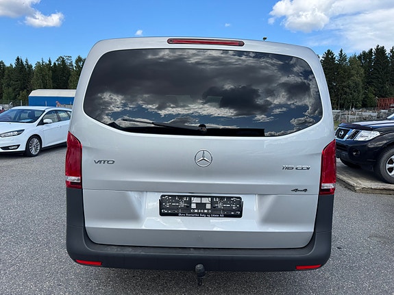Mercedes-Benz Vito 4 of 22