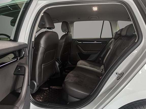 Skoda Octavia 20 of 28