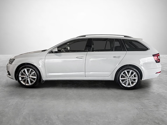 Skoda Octavia 2 of 28