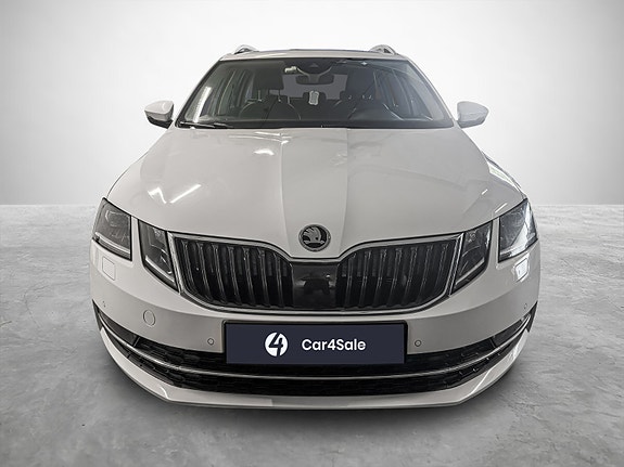 Skoda Octavia 8 of 28