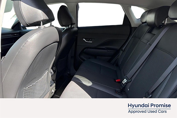 Hyundai Kona 10 of 24