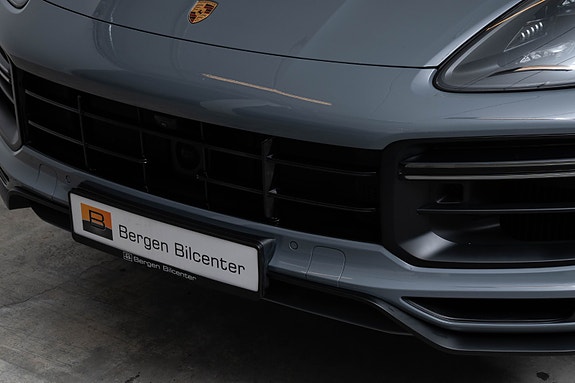 Porsche Cayenne Coupe 20 of 30