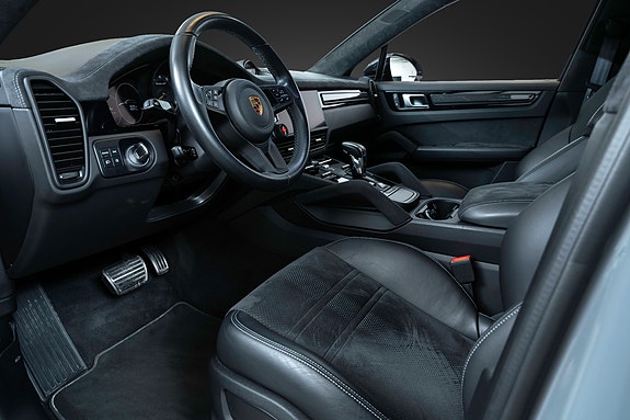 Porsche Cayenne Coupe 7 of 30
