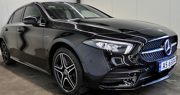 Mercedes-Benz A250 e 5 of 20